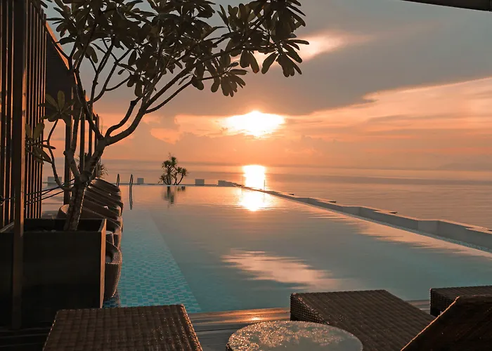 Haian Beach Hotel & Spa